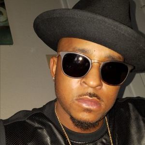 Meet your Posher, Adrian